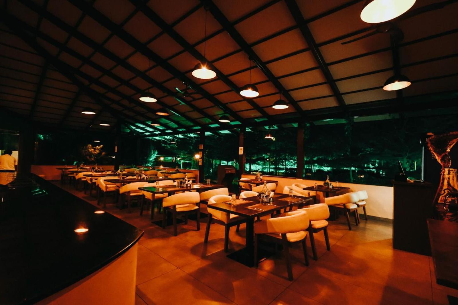 Veerdency Luxury Resort Devanahalli Eksteriør bilde
