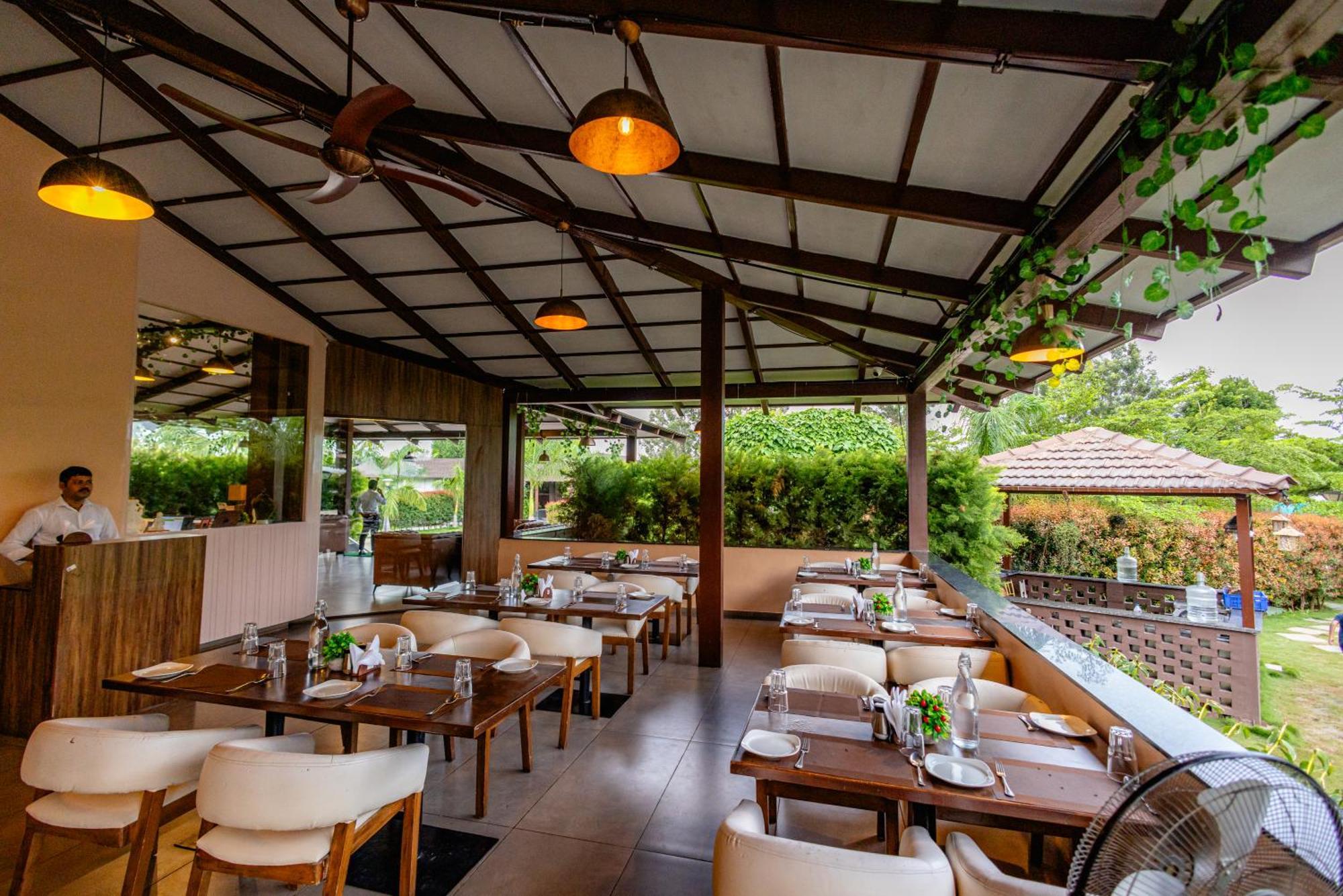 Veerdency Luxury Resort Devanahalli Eksteriør bilde