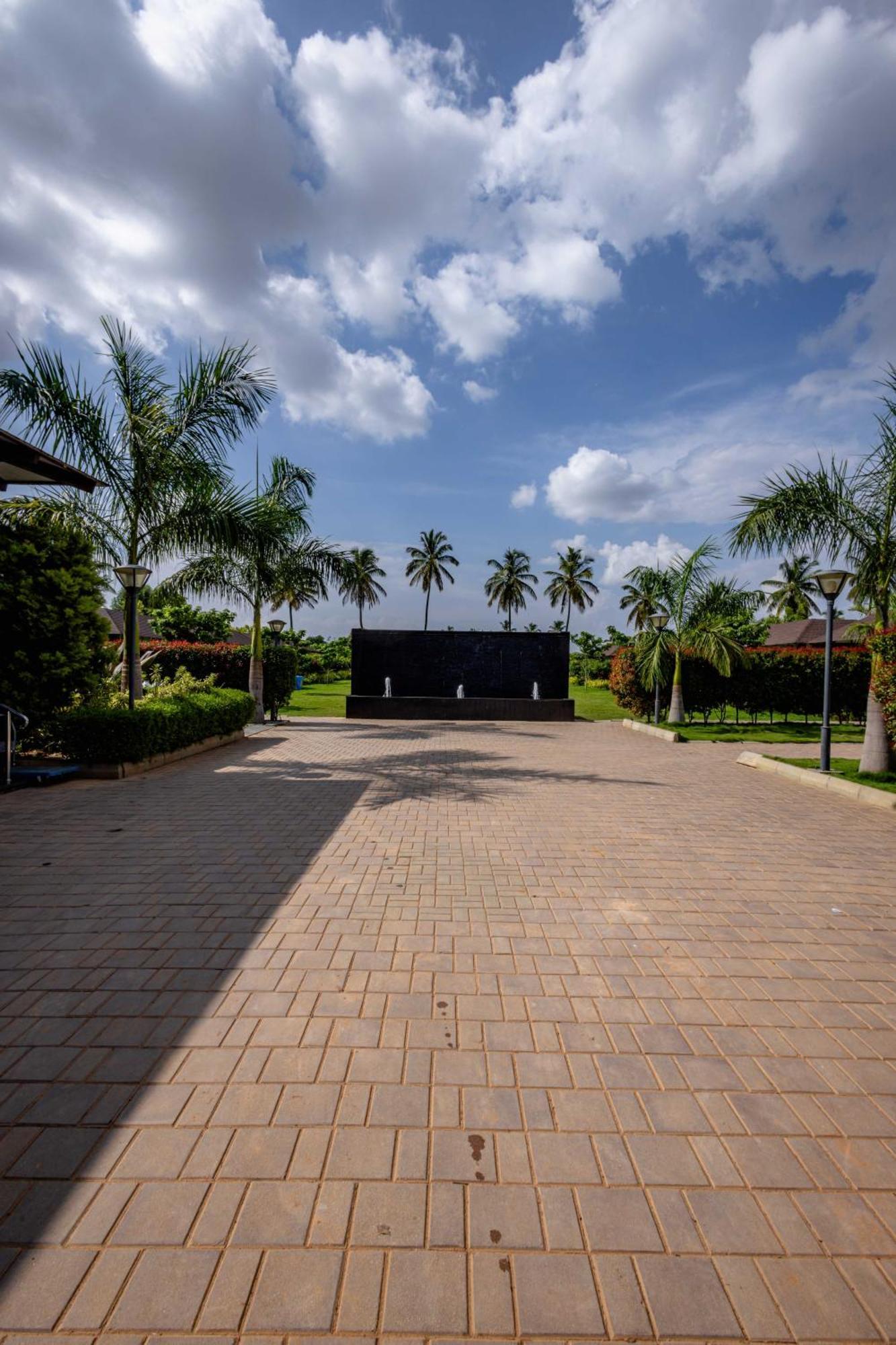 Veerdency Luxury Resort Devanahalli Eksteriør bilde